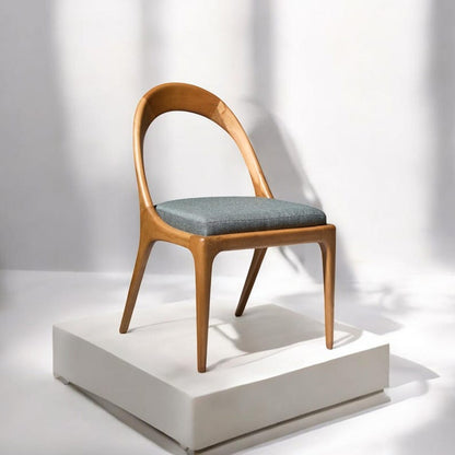 Handmade Solid Wood Dining Chair – Natural Oak/Walnut Finish, Ergonomic Stylish Design, Perfect for Modern & Cozy Home Interiors