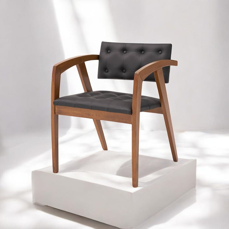 Handcrafted Wooden Chair – Durable Organic Oak/Walnut, Smooth Finish, Minimalist Style, Perfect for Dining or Home Office