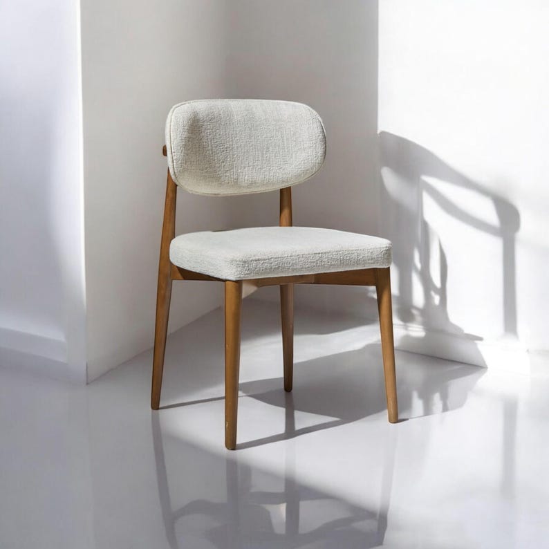 Handmade Solid Oak Dining Chair | Rustic Modern Wooden Seating for Dining Room, Kitchen, Lounge